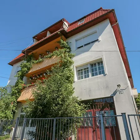 Appartement Carpati *